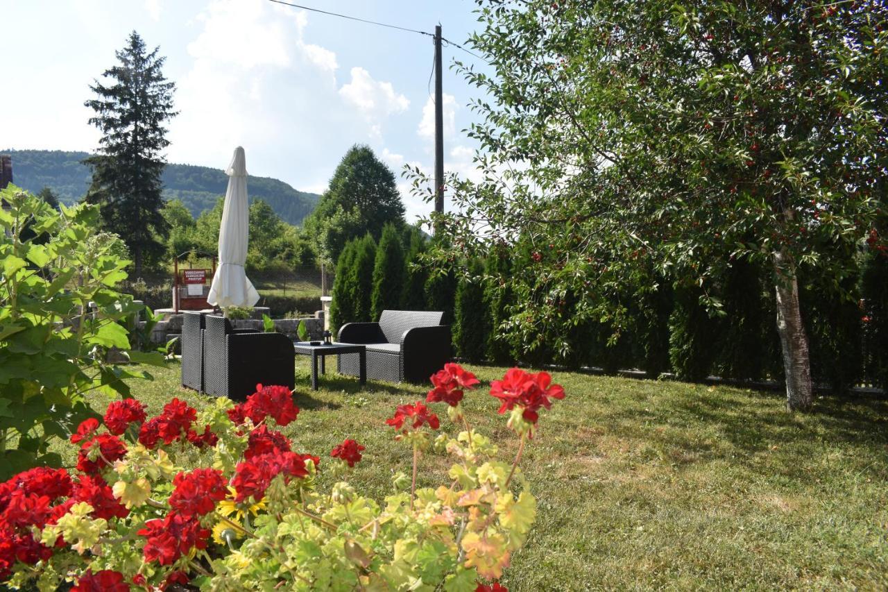 Ethno House Izvor Hotel Vrelo Koreničko Exterior foto